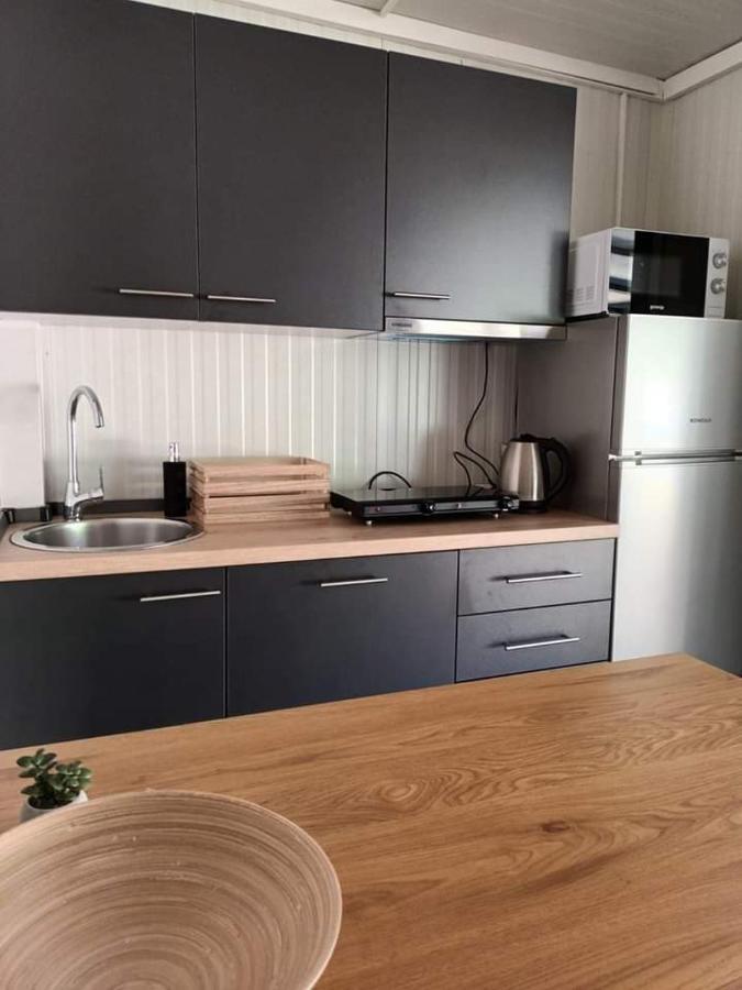 Mobile Homes Camping Biograd บีโอกราดนาโมรู ภายนอก รูปภาพ