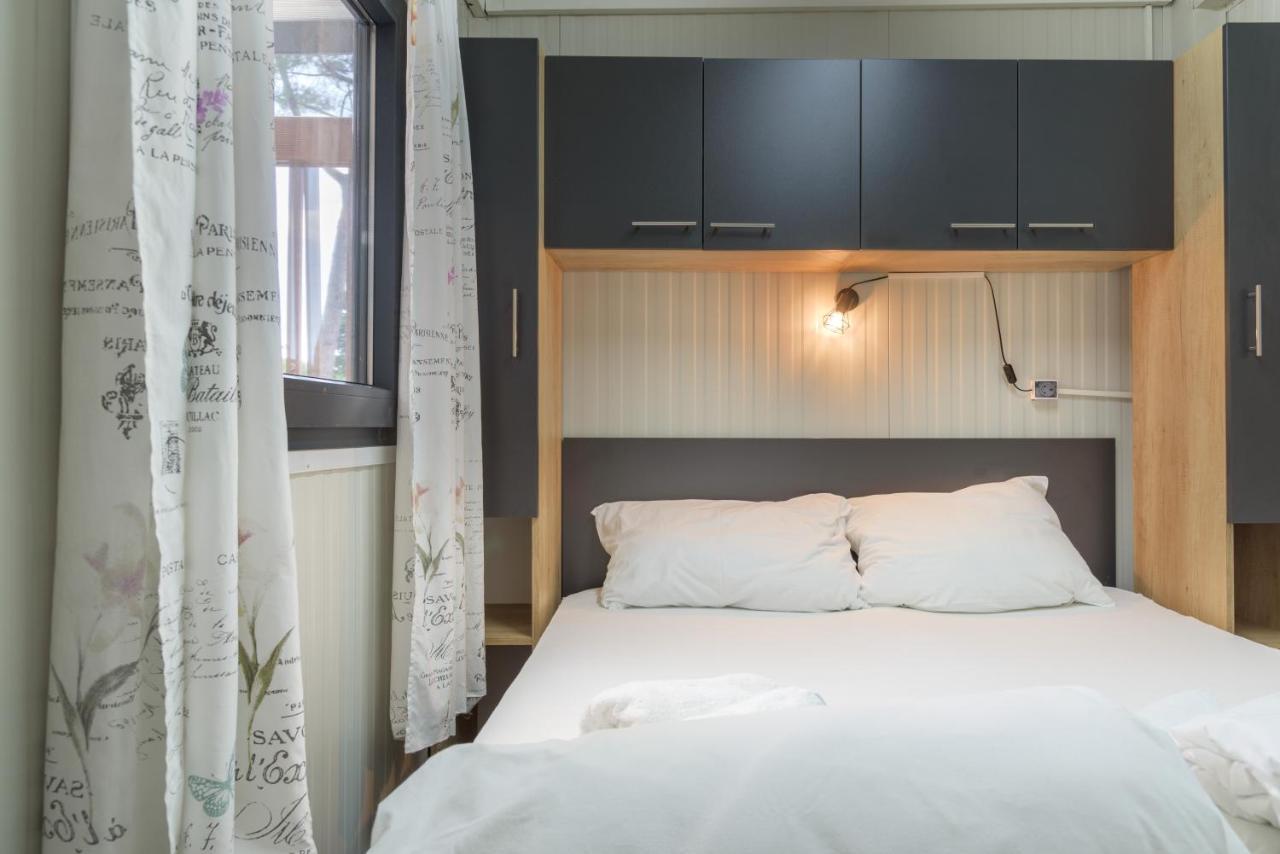 Mobile Homes Camping Biograd บีโอกราดนาโมรู ภายนอก รูปภาพ