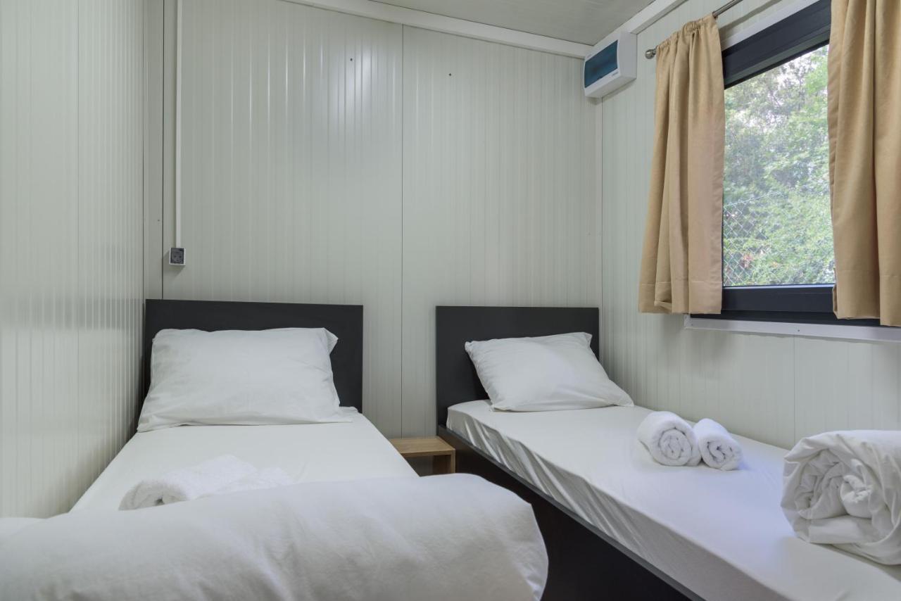 Mobile Homes Camping Biograd บีโอกราดนาโมรู ภายนอก รูปภาพ