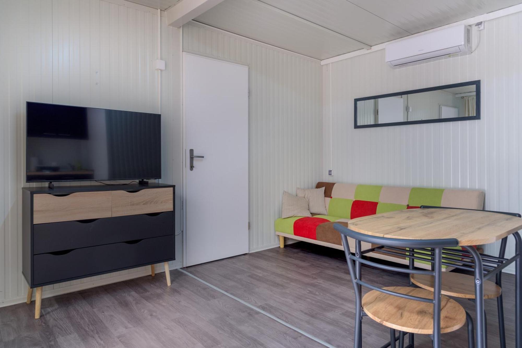 Mobile Homes Camping Biograd บีโอกราดนาโมรู ภายนอก รูปภาพ