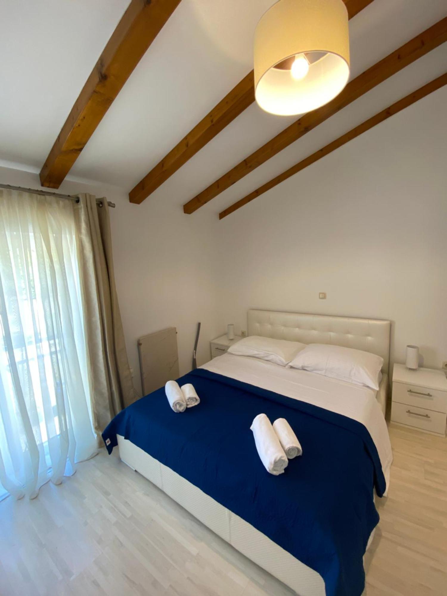 Mobile Homes Camping Biograd บีโอกราดนาโมรู ภายนอก รูปภาพ