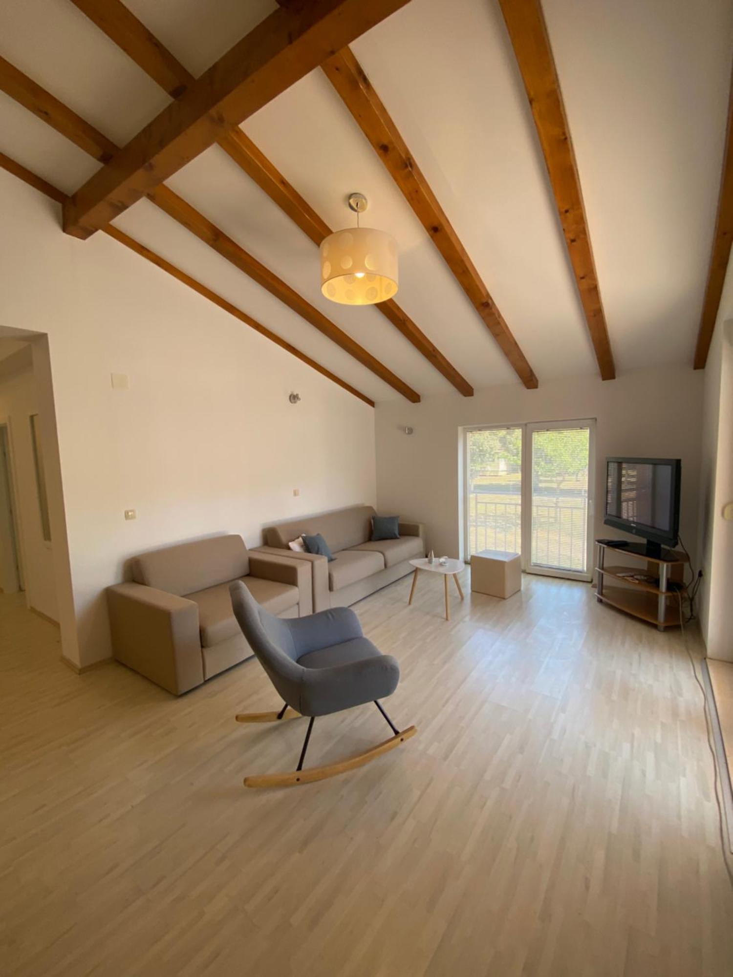 Mobile Homes Camping Biograd บีโอกราดนาโมรู ภายนอก รูปภาพ